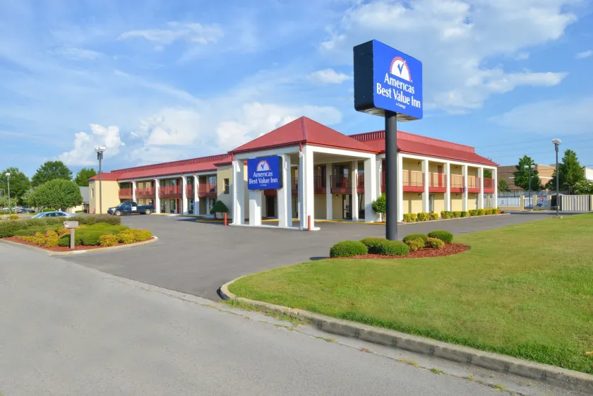Americas Best Value Inn Tupelo Barnes Crossing - Image 1