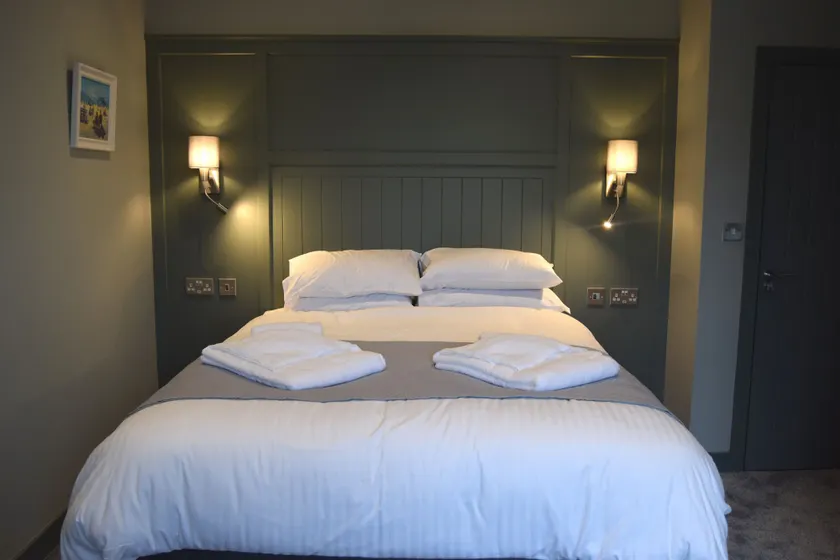 Crown Inn - Image 1