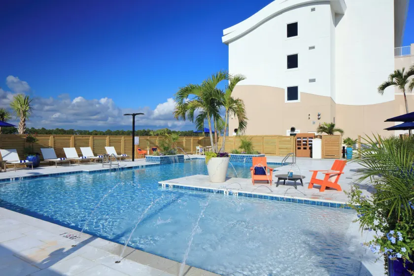 Hotel Indigo Orange Beach - Gulf Shores by IHG - Image 1