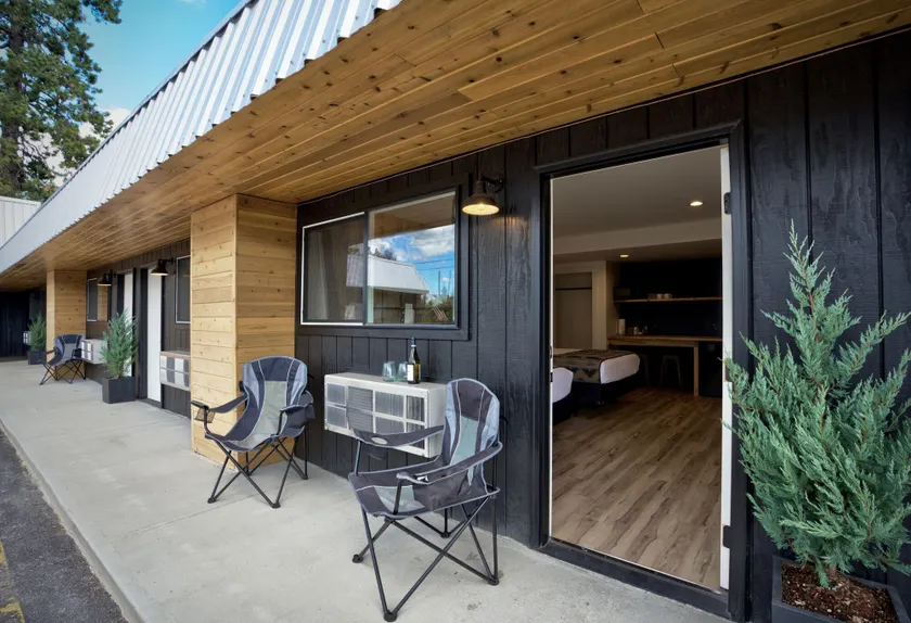 Outdoors Inn - Image 1