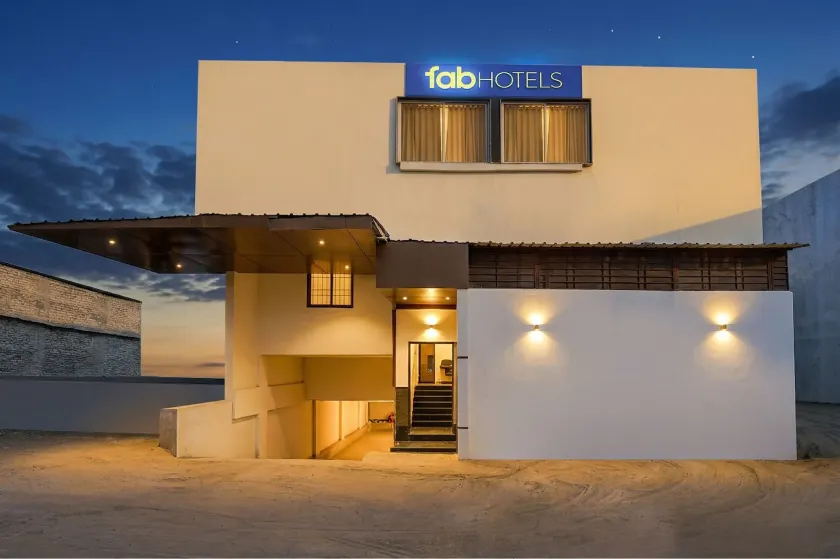 FabHotel AR Executive - Image 1