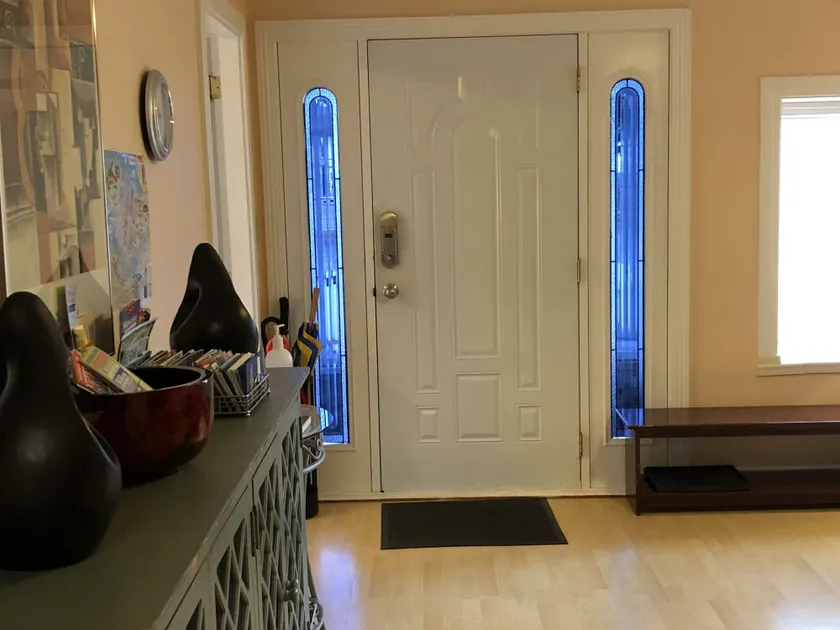 Cozy Bedrooms Guest House - Interior entrance
