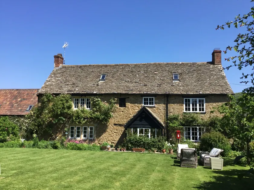 Forthay Bed and Breakfast - Image 1