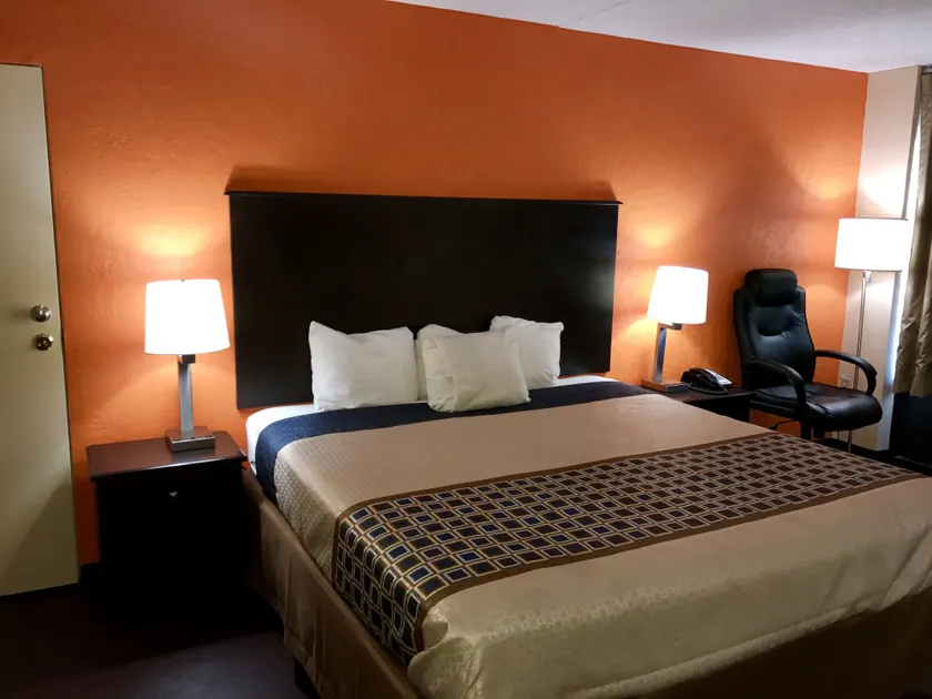 American Inn - Image 1