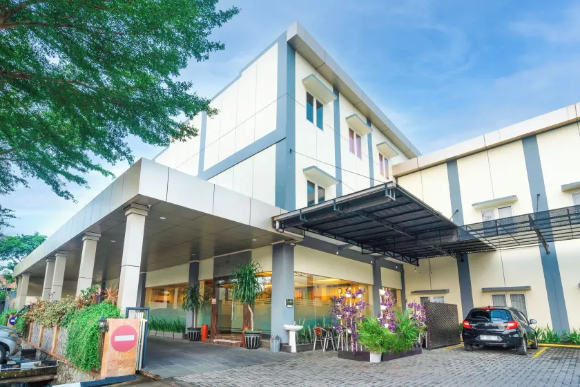 Hotel Puri Indah Subak - Image 1