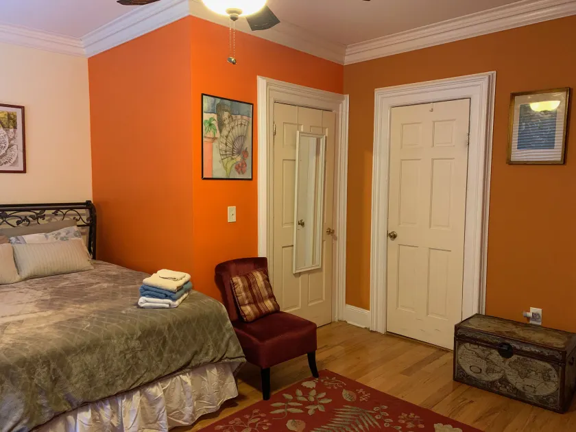 Mi Casa Tu Casa - Image 1