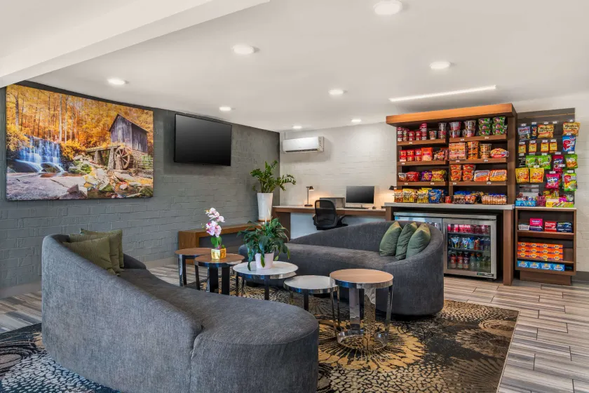Best Western Atlanta-Marietta Ballpark Hotel - Image 1