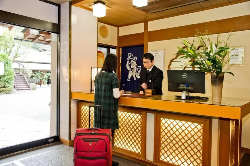 Senkei - Hall