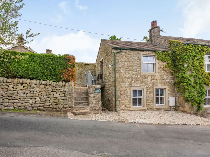 Carn Cottage - Image 1