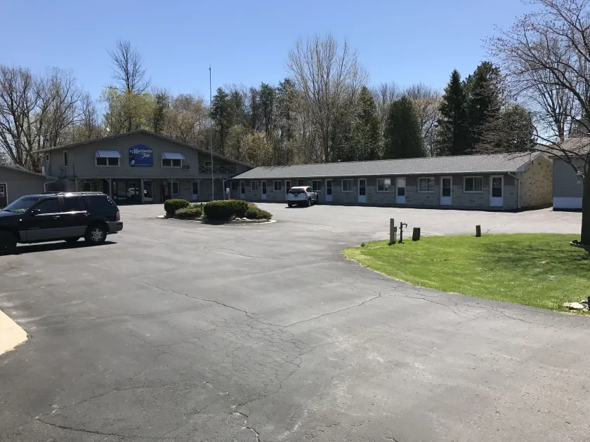 Marinette Inn - Image 1