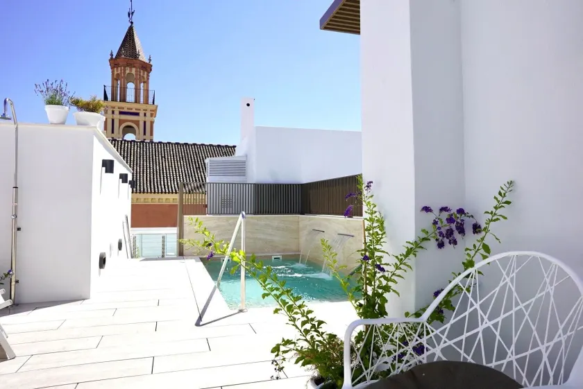 Hotel Amadeus Sevilla - Image 1