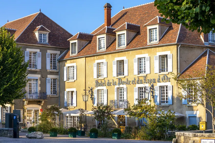 Hôtel Restaurant De La Poste & Du Lion D'or - Image 1