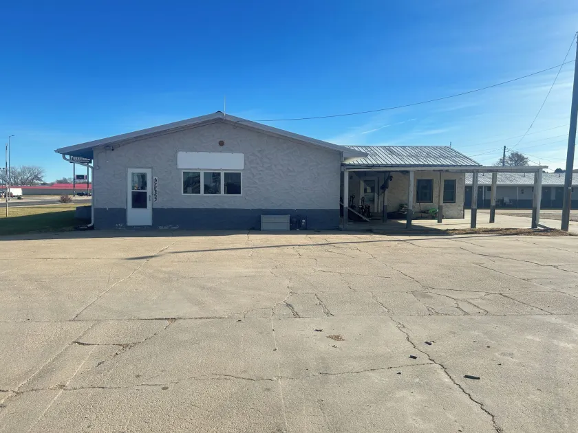 Gateaway Motel Broken Bow NE - Image 1