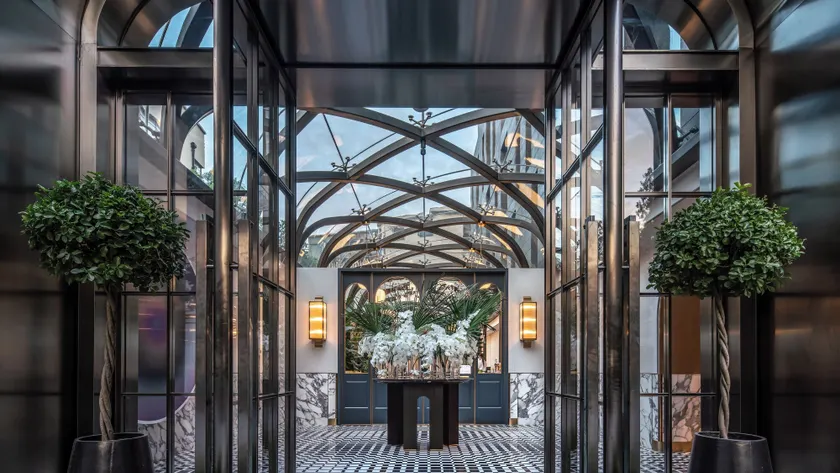 Shanghai Blackstone M Plus Hotel - Image 1