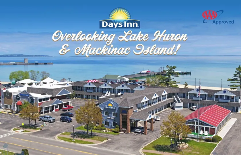 Days Inn by Wyndham Mackinaw City - Lakeview - Image 1