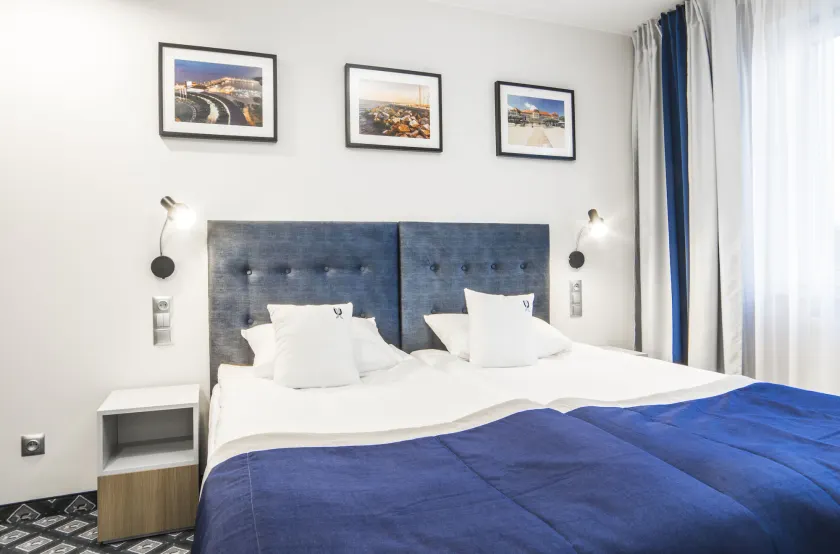 Hotel Urbi - Image 1