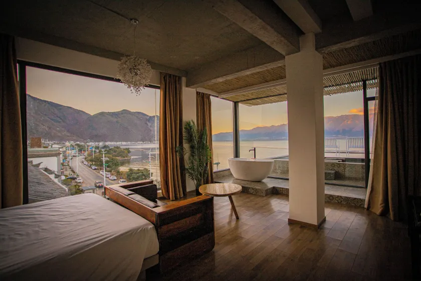 LS Inn(Dali Liangsu)-Lake View - Værelse