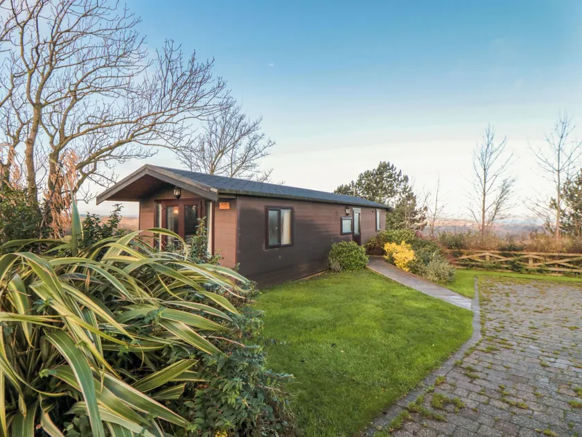Holly Lodge - Image 1