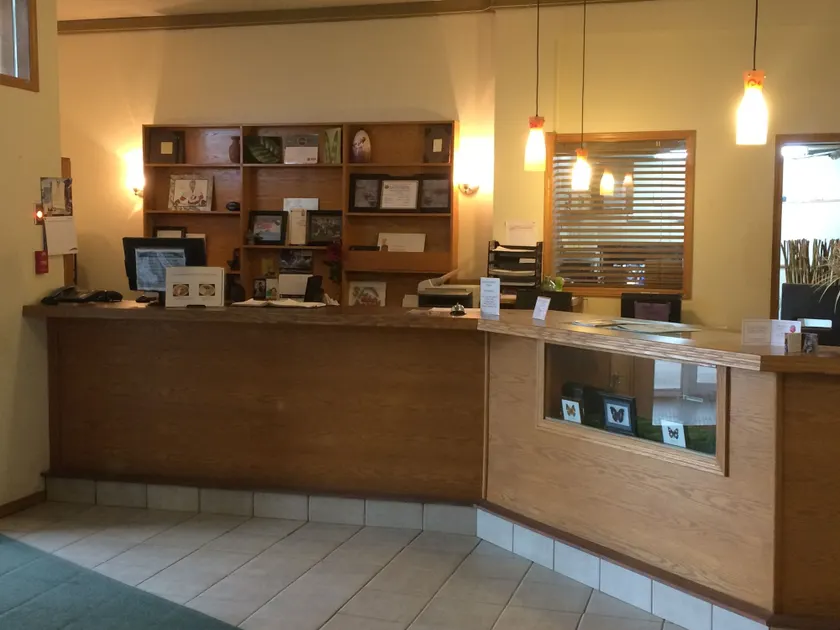 Esterhazy Motor Hotel - Image 1