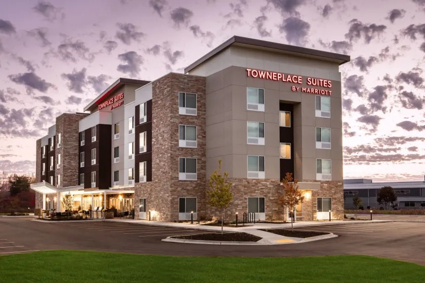 TownePlace Suites by Marriott Madison West, Middleton - Image 1