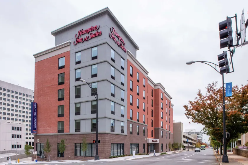 Hampton Inn & Suites Winston-Salem Downtown - Image 1
