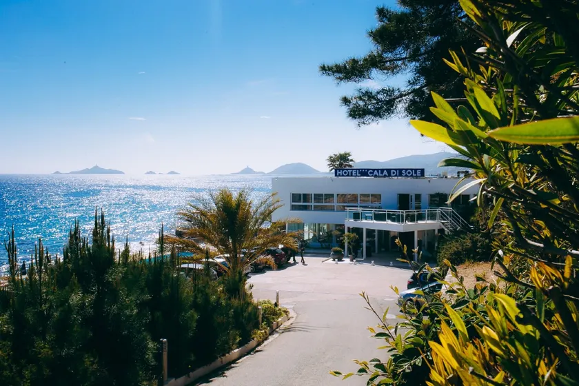 Hôtel Cala Di Sole - Image 1