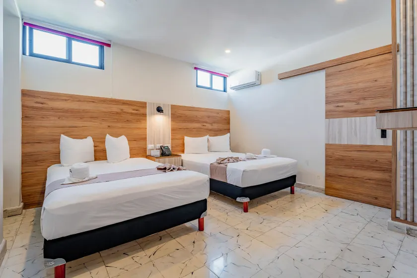 Hotel Central Merida by Kavia - Image 1