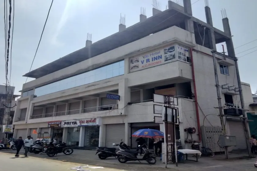 Hotel VR Inn - Image 1