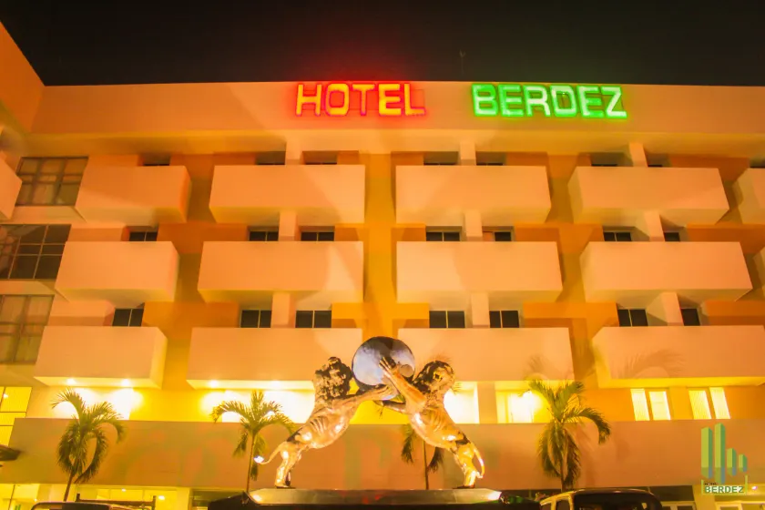 Hotel Berdez - Image 1