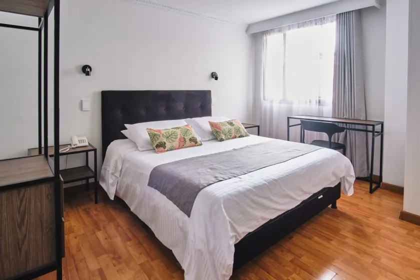 Hotel Virrey Central - Image 1