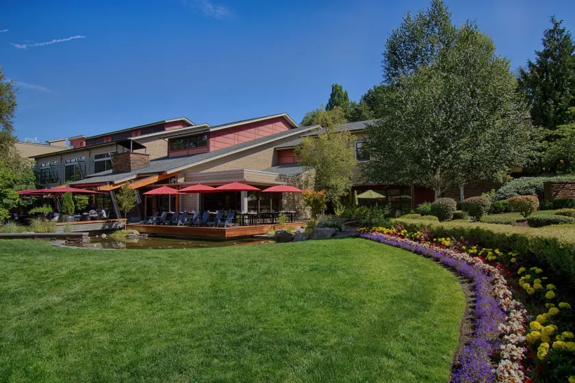 Cedarbrook Lodge - Image 1