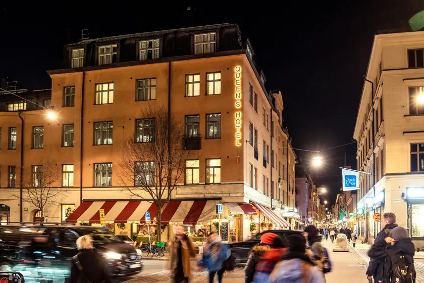 Queen's Hotel by First Hotels - Image 1