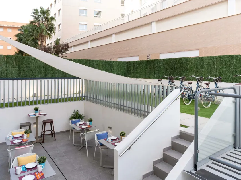 ibis budget Valencia Centro Puerto - Image 1