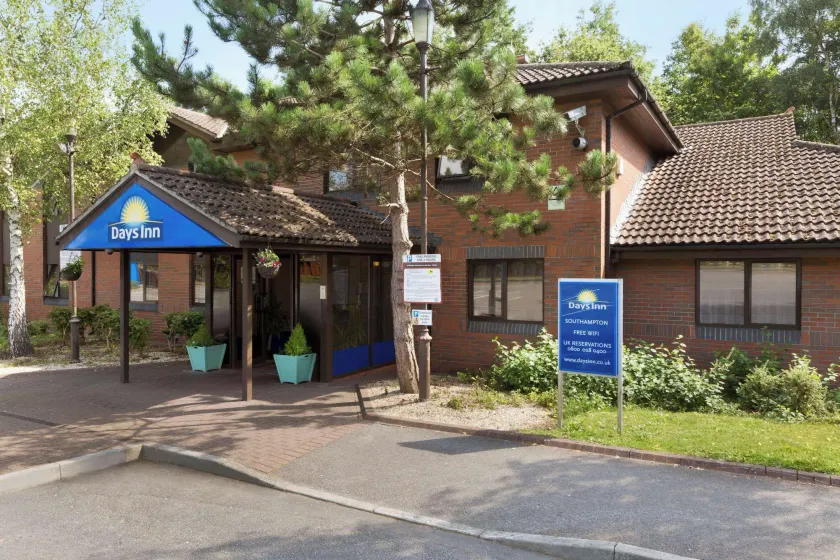 Days Inn Southampton Rownhams - Image 1