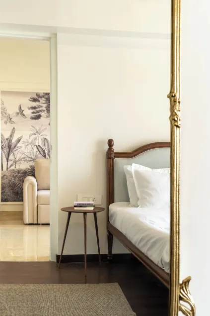 Golf Chateau Serviced Apartments, LODHA Belmondo - Zimmer