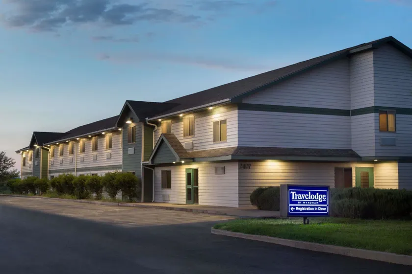 Travelodge by Wyndham Alpine - Image 1