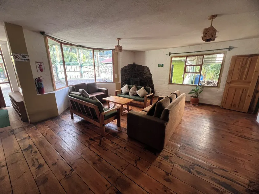 La Casa Verde Eco Guest House - Lobby sitting area