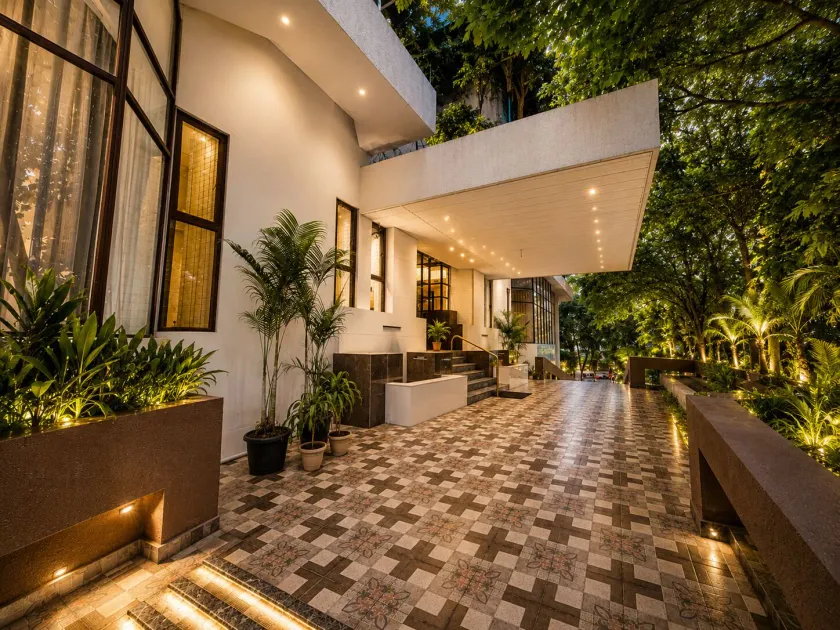 Hotel Garden  - Image 1