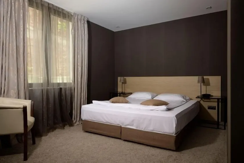 St. George Hotel - Room