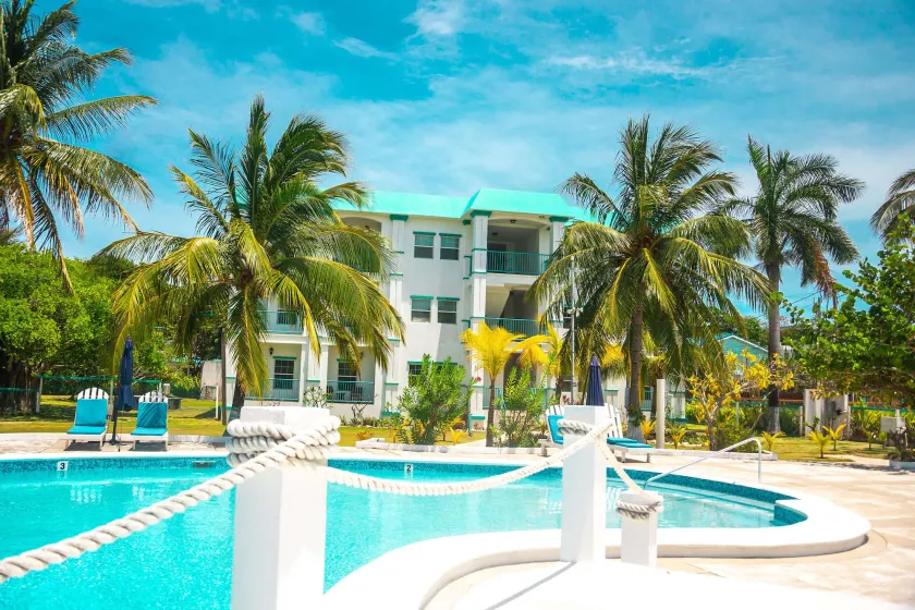 Best Western Grand Baymen Gardens - Image 1