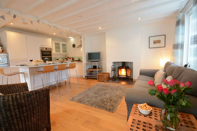 Vesta Cottage, Orford - Image 1