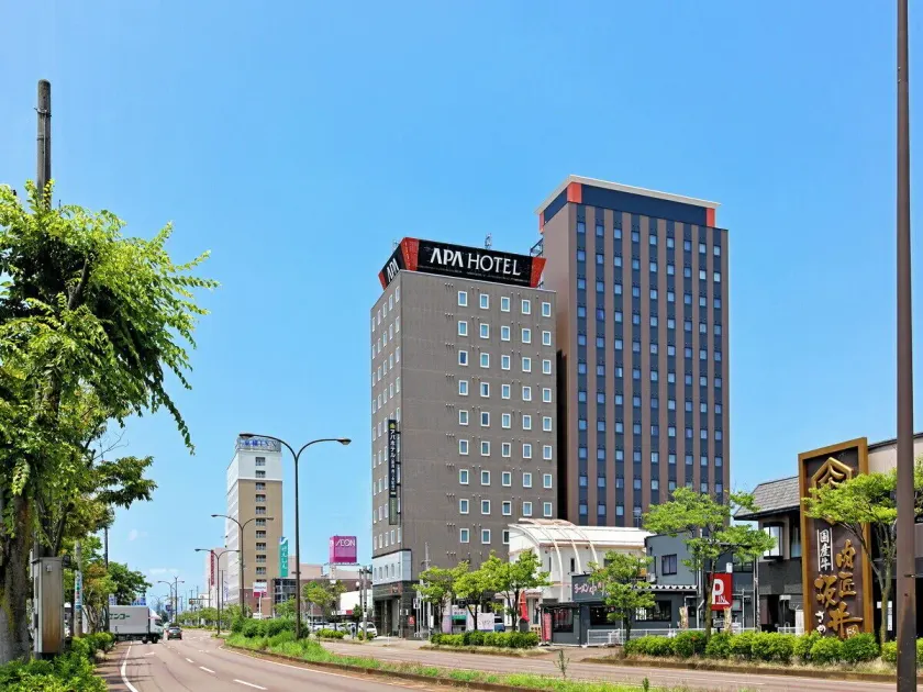 APA Hotel Niigata Tsubamesanjo Ekimae - Image 1