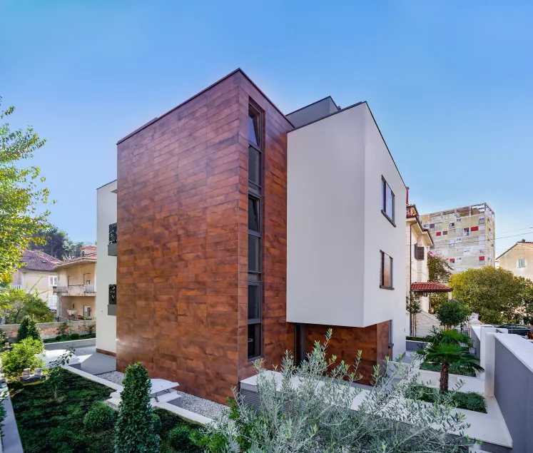 Residence by Vestibul Palace - Image 1
