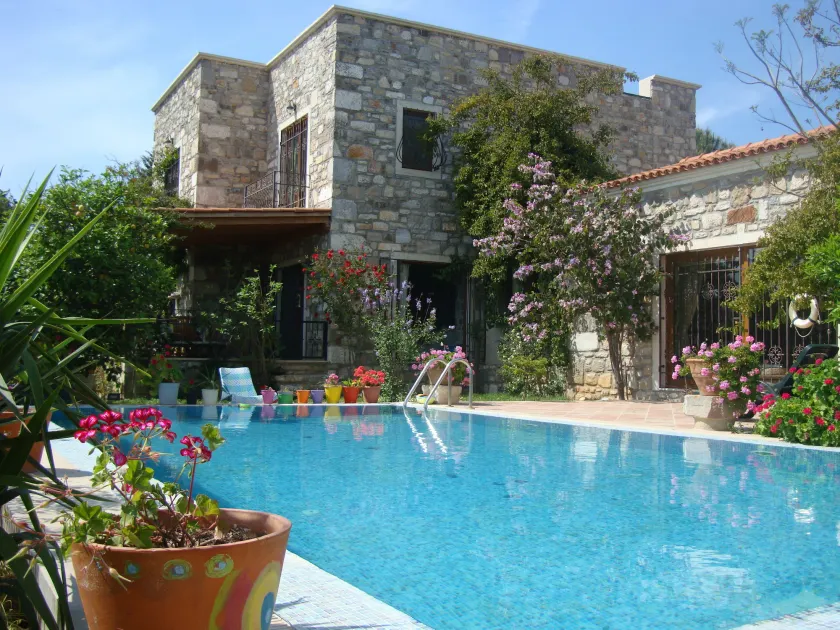 Villa Mandarin by Important Group Travel - Image 1