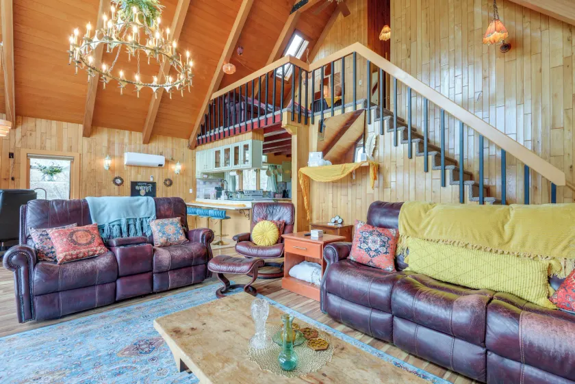 Deck, Mountain Views: Colorful Retreat in Vernon! - Image 1