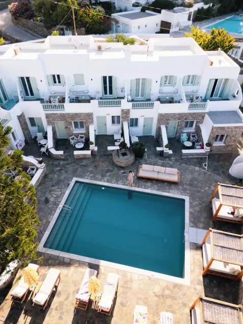 Bellissimo Resort - Image 1