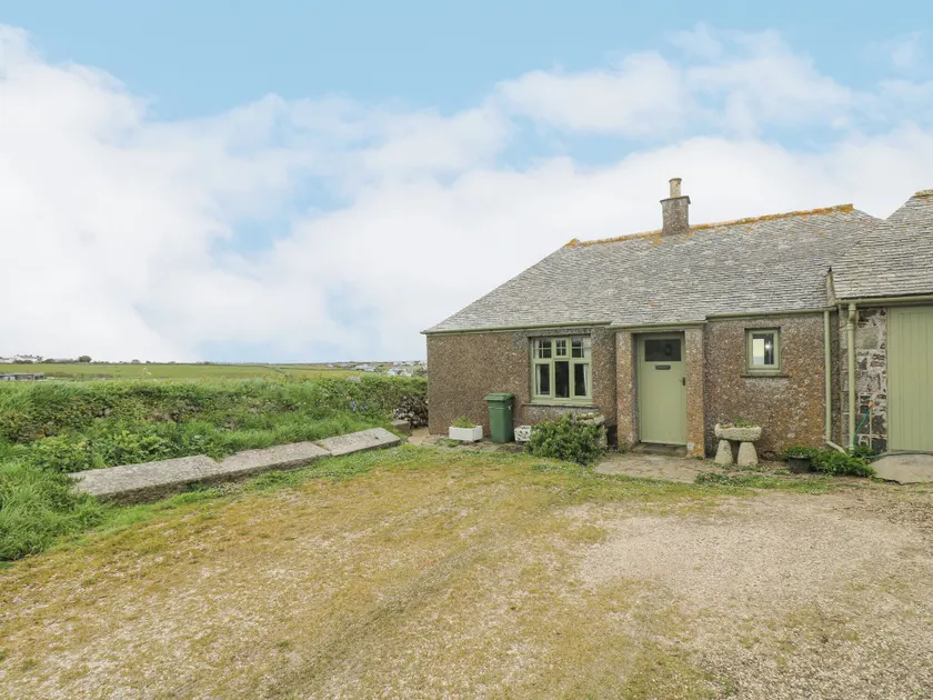 Parc An Castle Cottage - Image 1