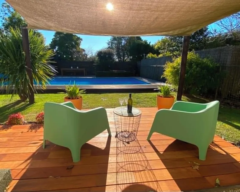 Woodstock Suite - Image 1