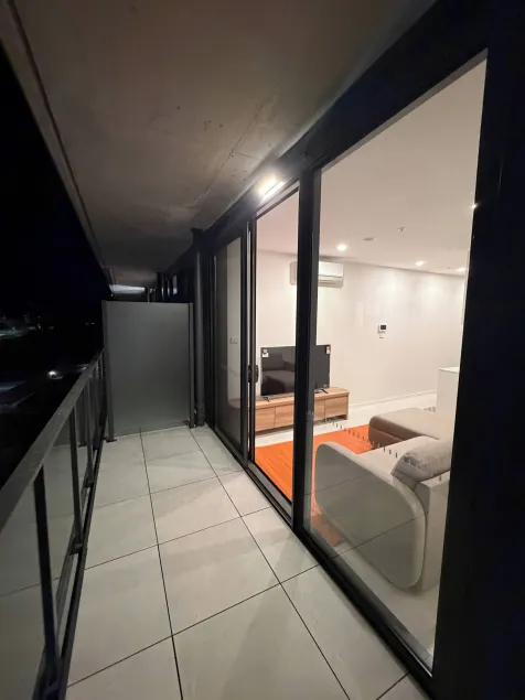 Brand new G6 apartment - Image 1