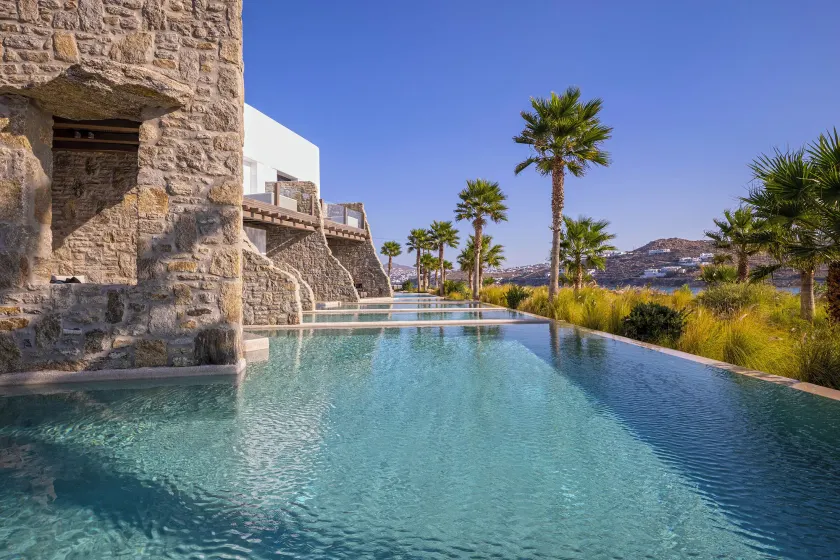 Aeonic Suites and Spa - Image 1